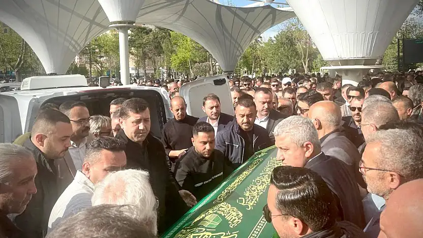 MHP Kayseri'nin acı günü! Son yolculuğuna uğurlandı
