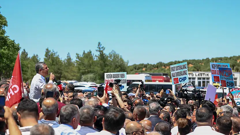 Özgür Özel yeni parti için şartını açıkladı!