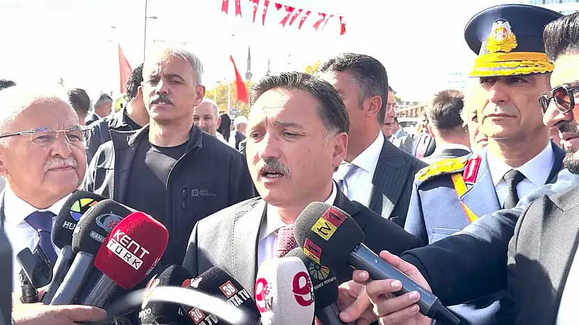 Vali Çiçek'ten dikkat çeken Cumhuriyet mesajı: Cesaret, inanç ve kararlılık