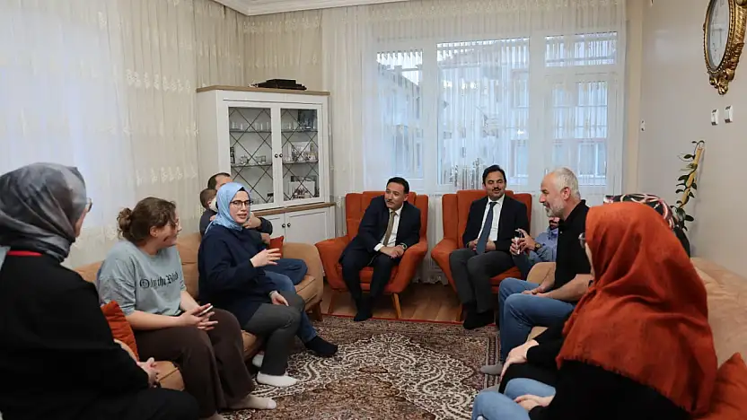 Vali Çiçek, vatandaşın davetini geri çevirmedi