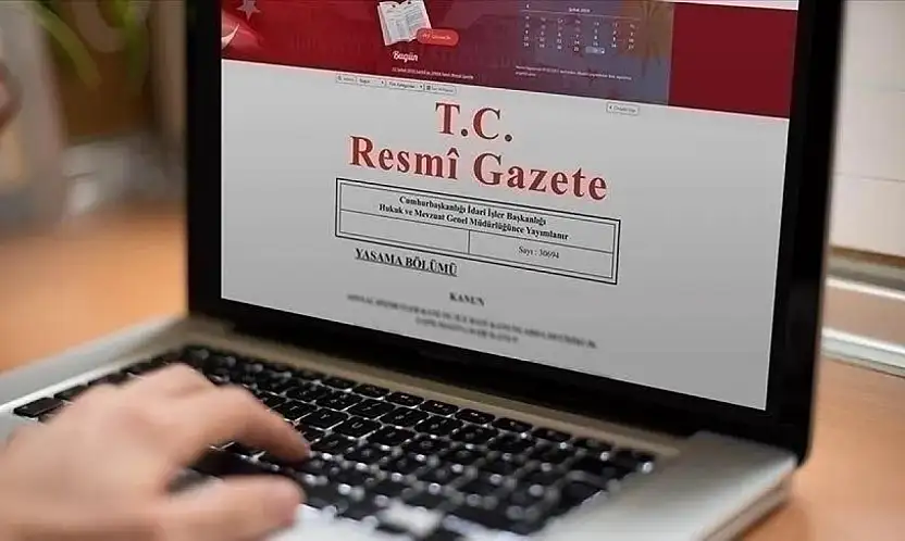 4 vali ve 7 emniyet müdürünün yerinin değiştiği kararnamede Kayseri var mı?
