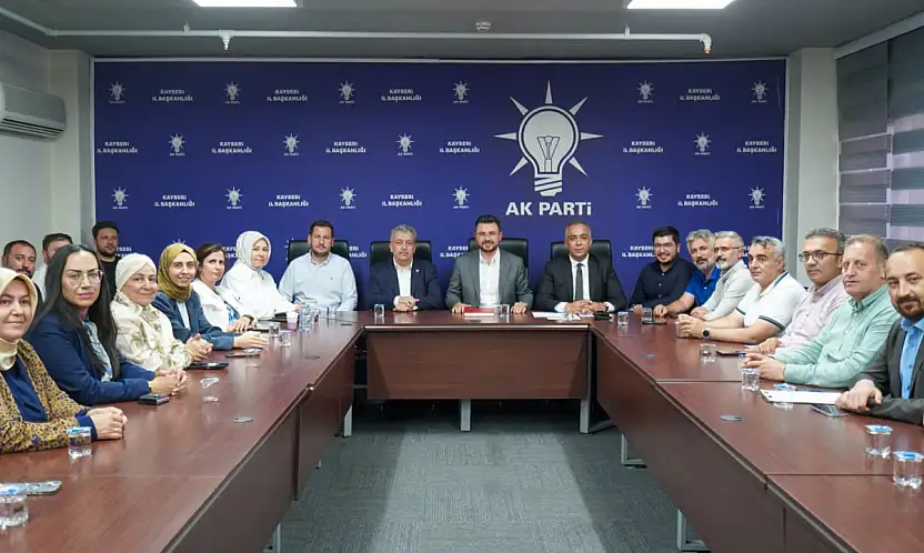 AK Parti Kayseri'de 16 ilçe, 712 mahallede aynı anda bakın ne yaptı!