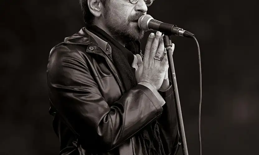 Aşk şarkıları Sevgililer Günü'ne özel Kayseri'de yankılanacak