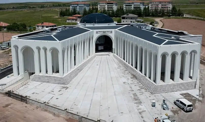 Bahçeli'nin bağışladığı arsada Türkiye'nin en büyük Cemevlerinden biri açıldı