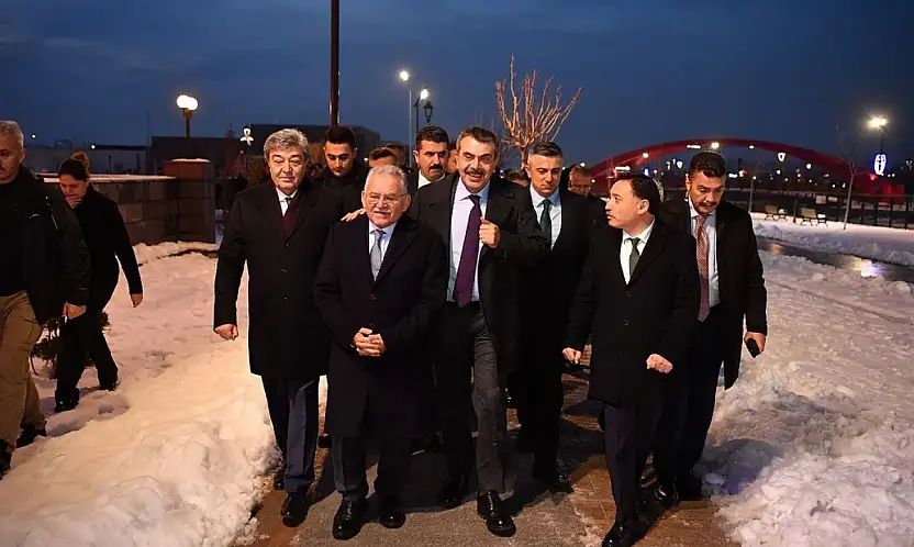 Bakan Tekin'den Kayseri'ye övgü