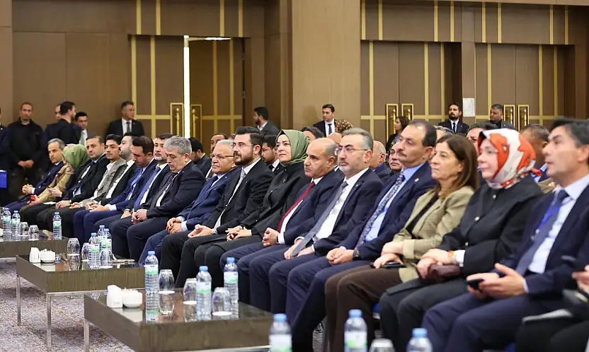 Bakanlar gelmedi ama yardımcılarını gönderdi! AK Partili isimler Ankara'dan Kayseri'ye çıkarma yaptı