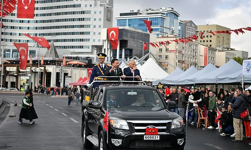 Belki de bunu ilk kez duyacaksınız! Kayseri'ye her bayram bakın kim geliyormuş
