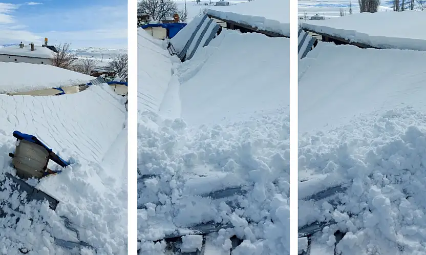 Besi ahırının çatısı çöktü