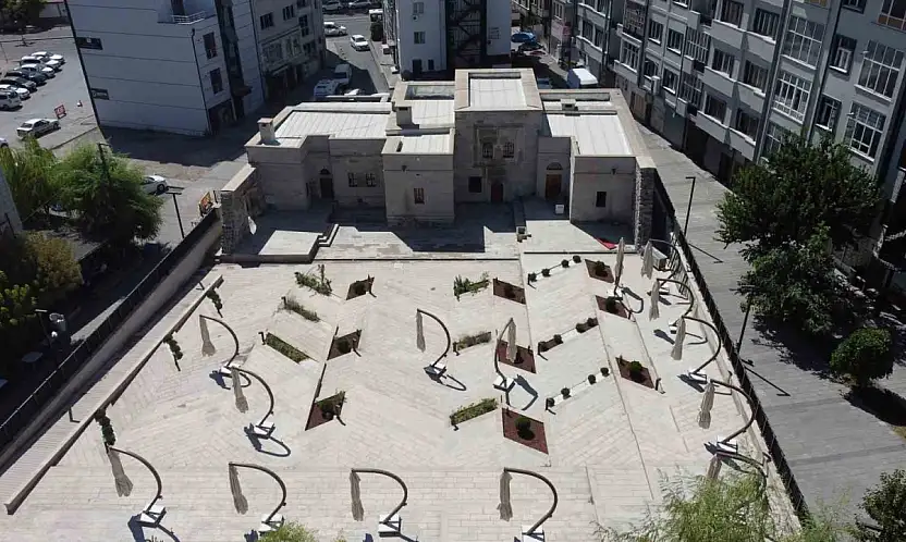 Büyükşehir konak kiraya verecek