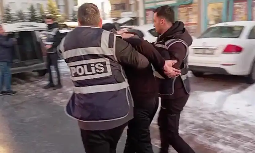 Cezaevinden kaçtılar Kayseri polisinden kaçamadılar