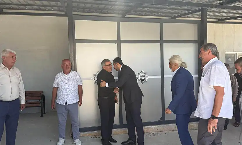 CHP'de butlana karşı çıkan başkan, butlan yönetiminin atadığı ismi ağırladı