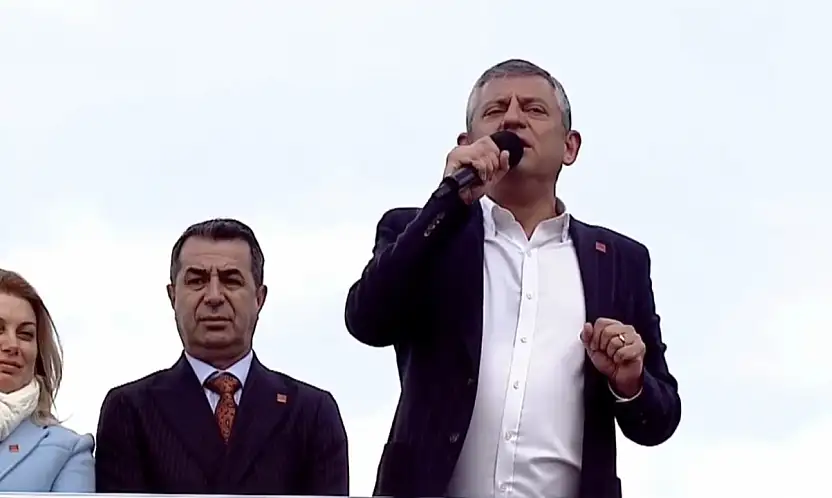 CHP Genel Başkanı komşuda konuştu: Erken seçim istedi