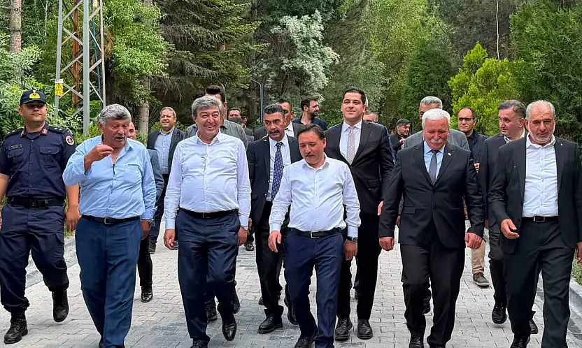 Dursun Ataş'tan Vali ile Pınarbaşı çıkarması