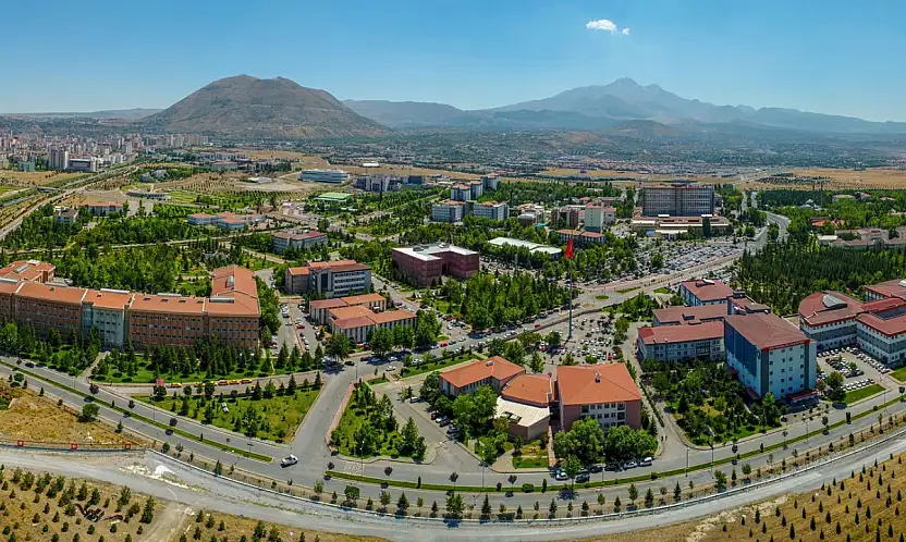 Erciyes Üniversitesi'nde dikkat çeken görevlendirme