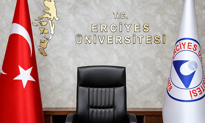 Erciyes Üniversitesi'nde yeni Rektör kim olacak diye merak edilirken mevcut Rektör'den dikkat çeken hamle