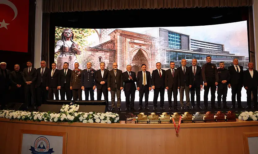Erciyes Üniversitesi Rektörü Altun yeniden aday mı?