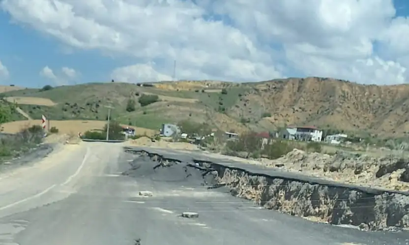 Felahiye eski belediye başkanı böyle isyan etti: Sanki 7 şiddetinde deprem oldu!