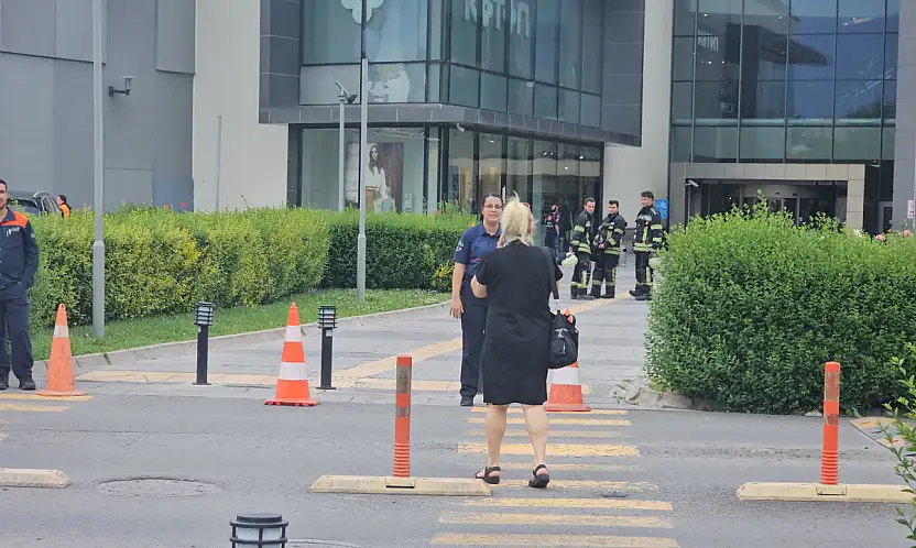 Flaş! Kayseri'de AVM'de bomba ihbarına 1 gözaltı