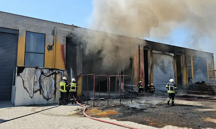 Flaş! Kayseri'de fabrika yangını