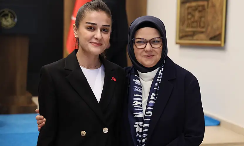 Güzel kaymakam tepkisi ile gündeme gelen Kayseri Milletvekili'nden 'Gurur duyuyoruz' paylaşımı!