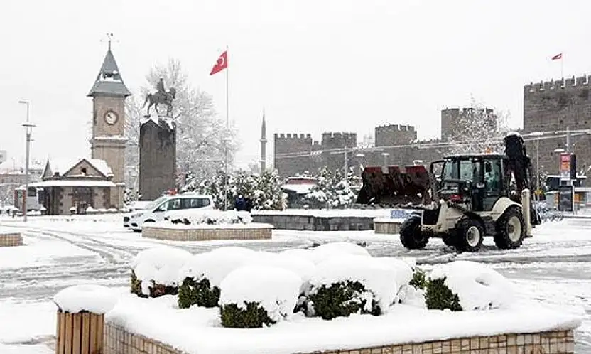 Hasret sona eriyor! Kayseri 'kar'a kavuşuyor