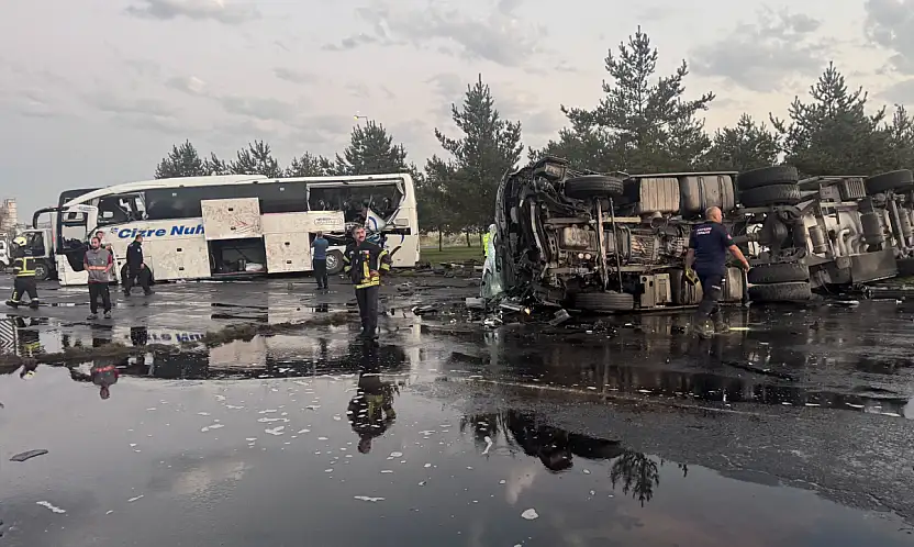 İşte o görüntüler! Kayseri'de can pazarı, Anadolu Ajansı: 35 yaralı var