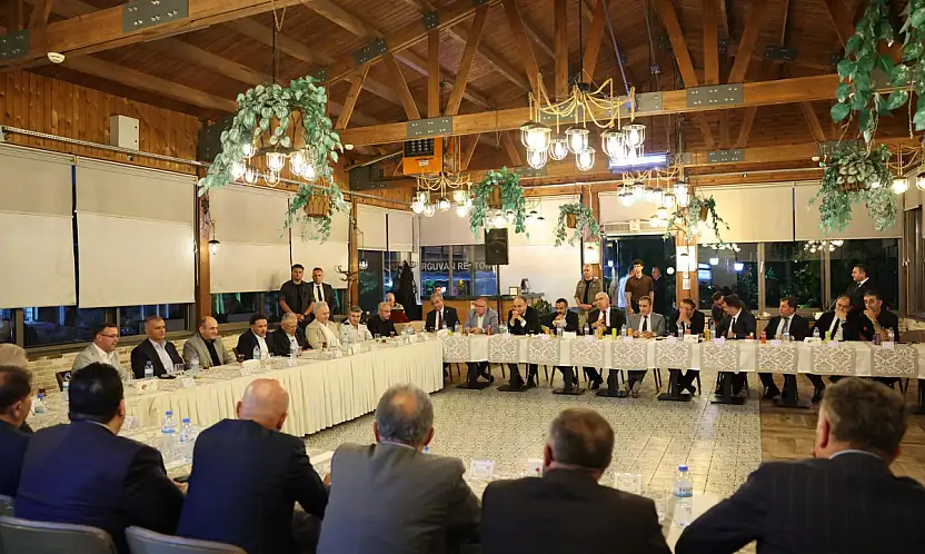 Kayseri'de 3 komutanla veda buluşması
