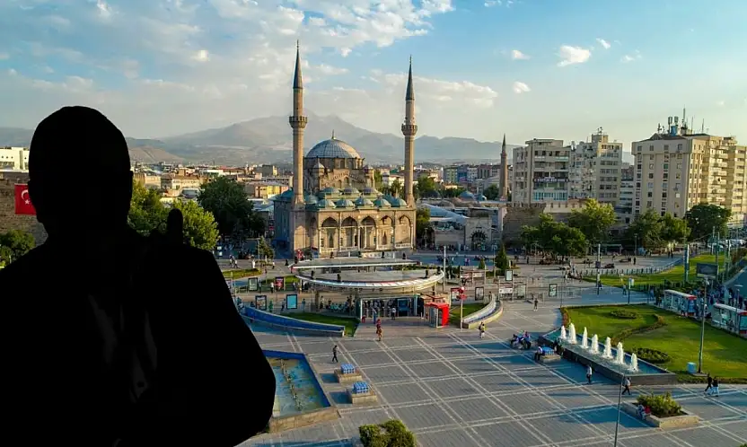 Kayseri'de at çarpmıştı! Ünlü sanatçı bu kez konser için geliyor