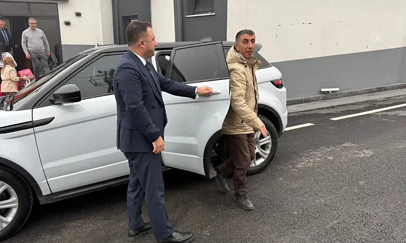 Kayseri'de başkan koltuğunu 'İncesu'nun Gülü'ne devretti!