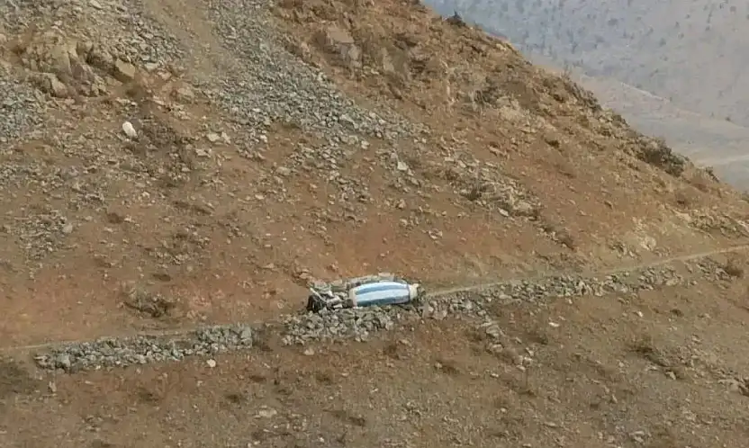 Kayseri'de beton mikseri uçuruma yuvarlandı