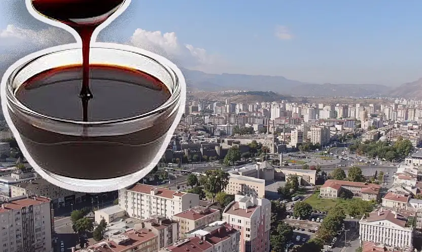 Kayseri'de bir ilk! Üretim fazlası elmalarla pekmez oluyor
