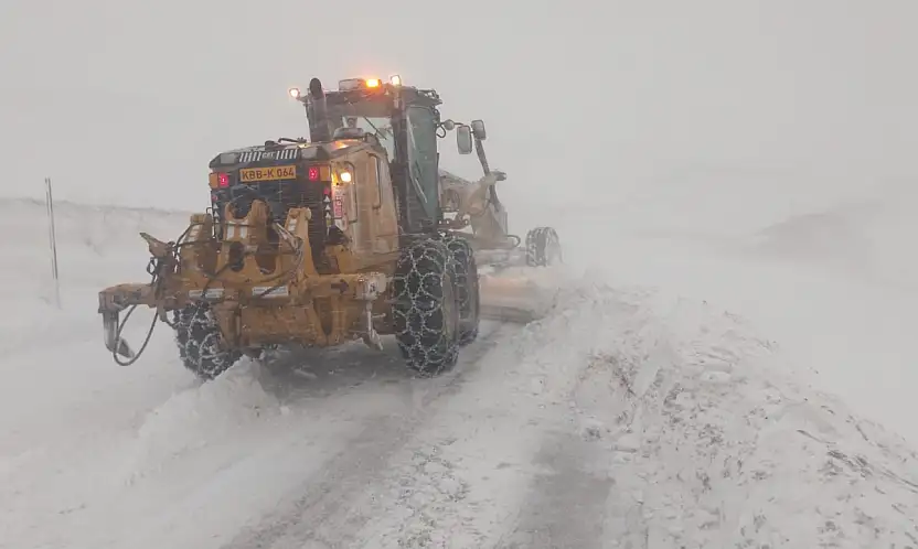 Kayseri'de bu yollar kapandı! 108 mahalleye ulaşım sağlanmıyor