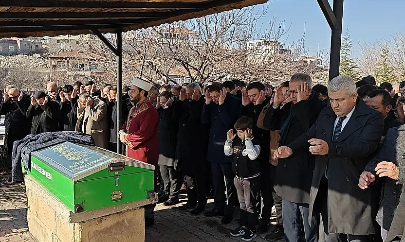 Kayseri'de cinayete kurban giden adam toprağa verildi