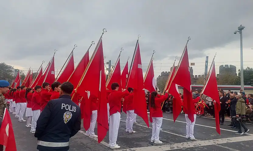 Kayseri'de Cumhuriyet kutlamaları başladı!