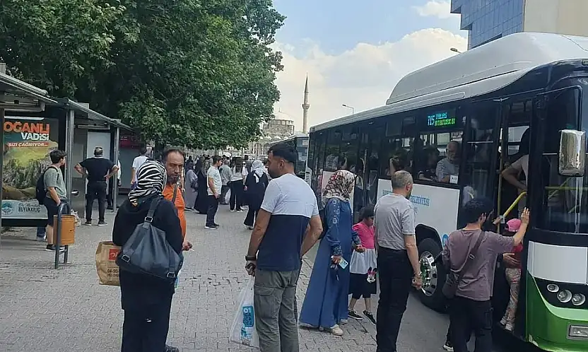 Kayseri'de durakta beklemeyin! Bu otobüslerin saatleri değişiyor