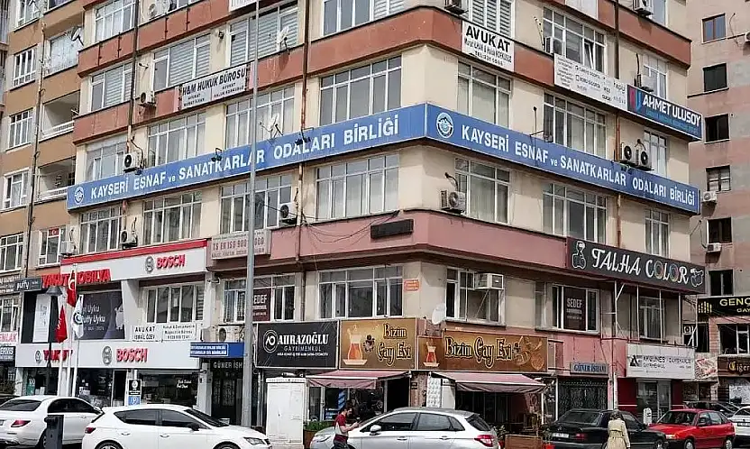 Kayseri'de esnaf sanatkarların binası yarın satılıyor! İşte istenen ücret