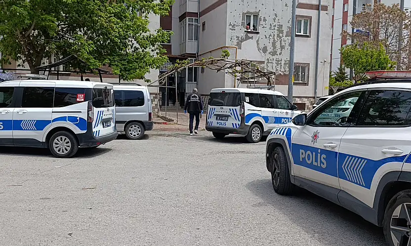 Kayseri'de evinde silahla vurulmuş halde bulundu