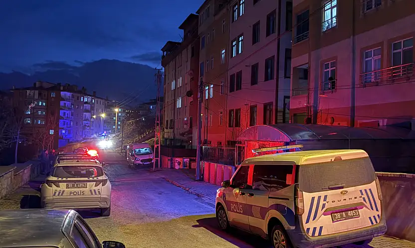 Kayseri'de iki kişi arasındaki tartışma kanlı bitti! Erkek arkadaşını banyoda öldürdü