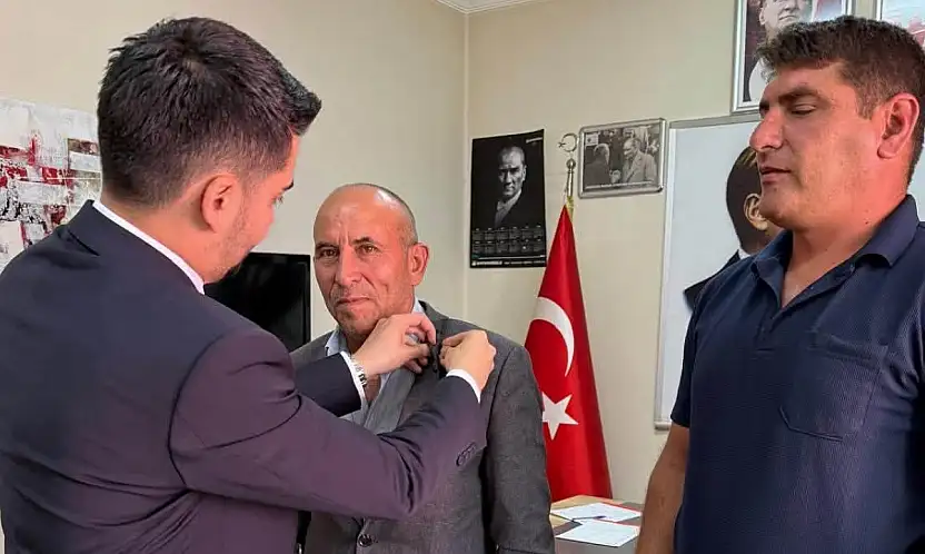Kayseri'de istifa eden Meclis üyeleri Yeni Parti'ye katıldı