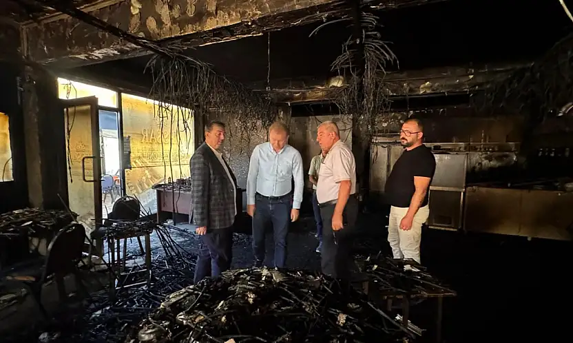 Kayseri'de kahvehanesi kül olmuştu! Kaymakam ve Başkan'dan destek geldi
