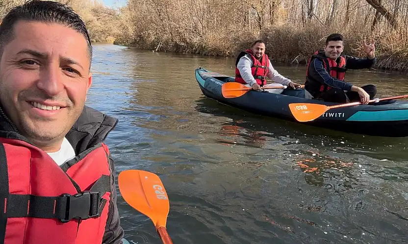 Kayseri'de kanoya binen ünlü ismi tanıdınız mı?