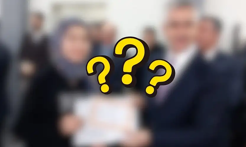 Kayseri'de öğrencilere sürpriz! Karneleri bakın kim dağıttı?