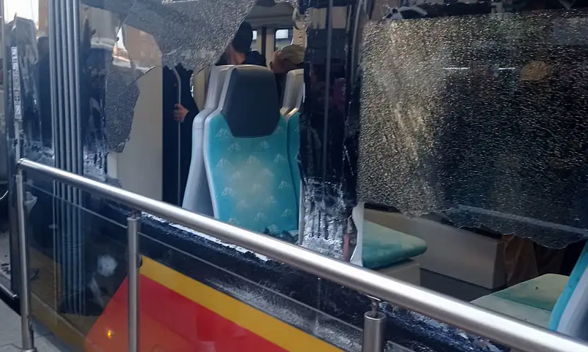 Kayseri'de Otobüs ile tramvay çarpıştı!