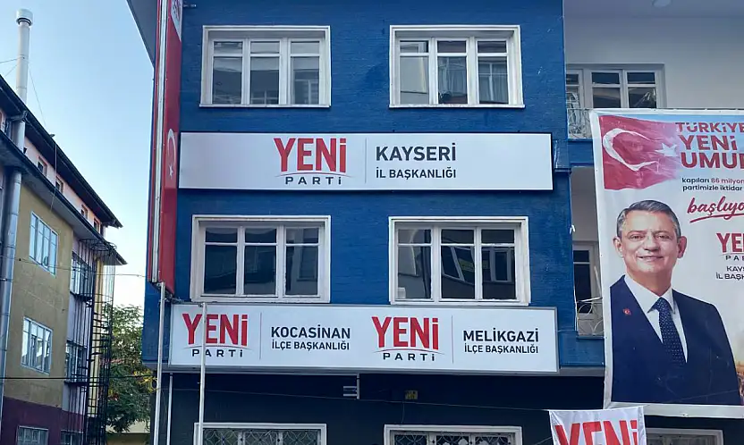 Kayseri'de partilerinden istifa eden eski il başkanları YENİ Parti yönetimine girdi
