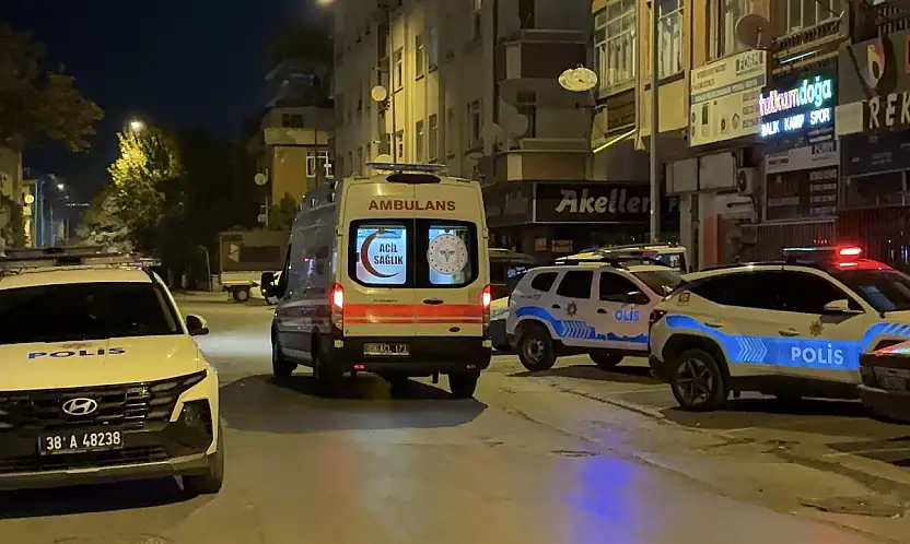 Kayseri'de sokak ortasında bıçaklı saldırı: 1 ölü, 1 yaralı