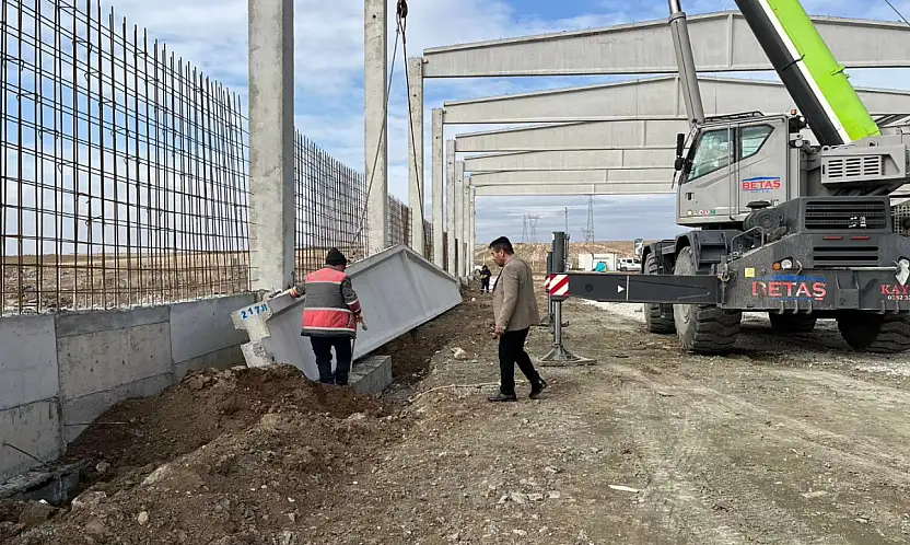 Kayseri'de temeli atılmıştı! Yüzlerce kişiye istihdam sağlayacak fabrikada son durum ne?