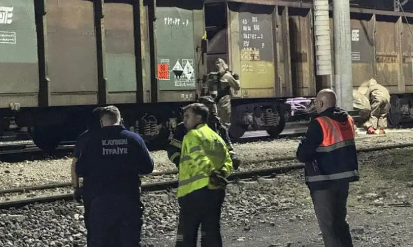 Kayseri'de tren garında hareketli dakikalar! Bir vagon karantinaya alındı