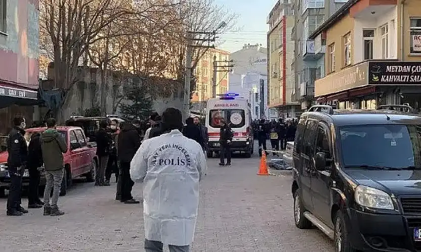 Kayseri'de üç kişiyi öldüren zanlı yurtdışına atla kaçmış!