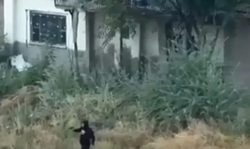 Kayseri'de yürekleri ağıza getiren olay: Okula silah doğrulttu!