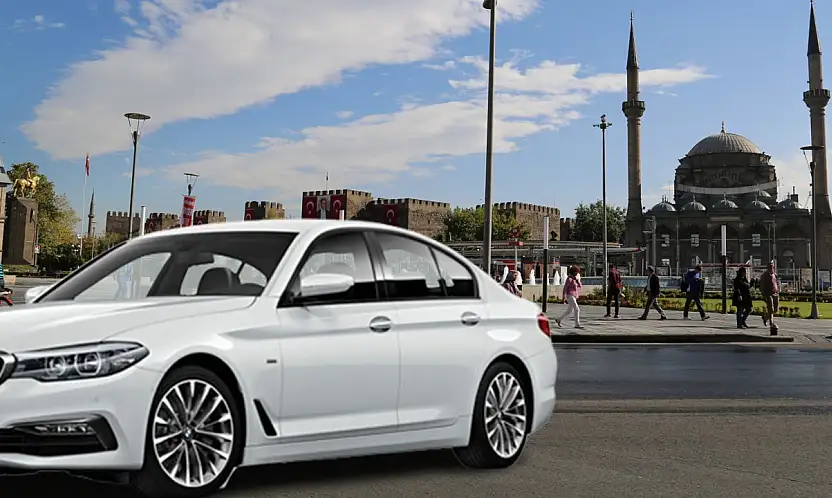 Kayseri'deki 100 yıllık şirket bünyesindeki otomobil ve kamyonları satışa çıkardı